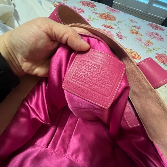 Coach Limited Edition Poppy Floral Appliqué Pink Leather Large Tote Bag - Picture 4 of 16